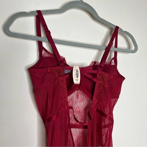 Victoria's Secret Lace Garter Slip in Red - Picture 7 of 12